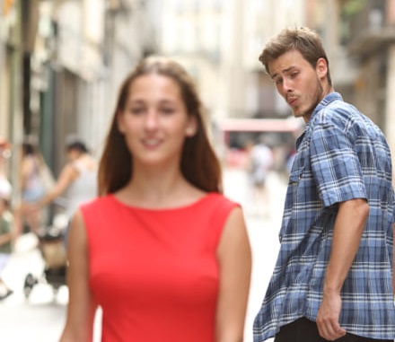女遊びしたい友人が実践していることのイメージ画像