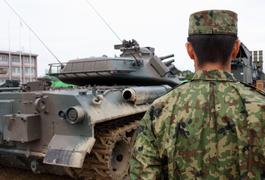 自衛官は彼女ができない定説を覆す自衛官がモテる戦場の選び方のキービジュアル