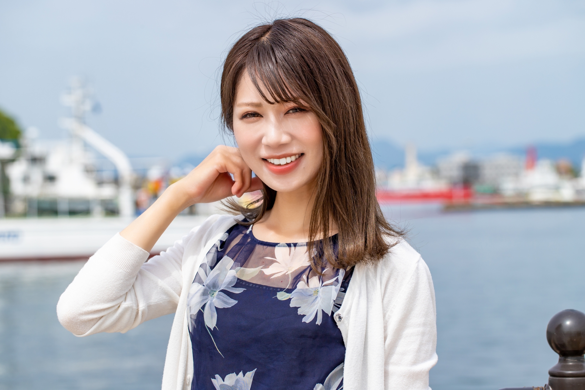 自分を記録に残したいナルシストのイメージ画像